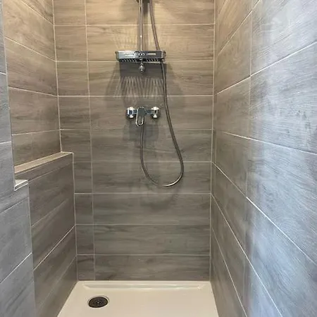 Appartement Cosy, Hyper Centre D'aix, Vue Montagnes, Proche Thermes Aix-les-Bains